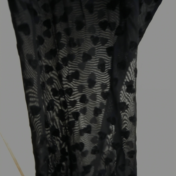 Torrid Mini Heart Black Flocked Mesh Leggings- Size 2x - Picture 3 of 4